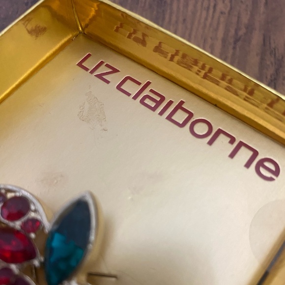 Liz Claiborne Red and Green Apple Brooch - Picture 5 of 8